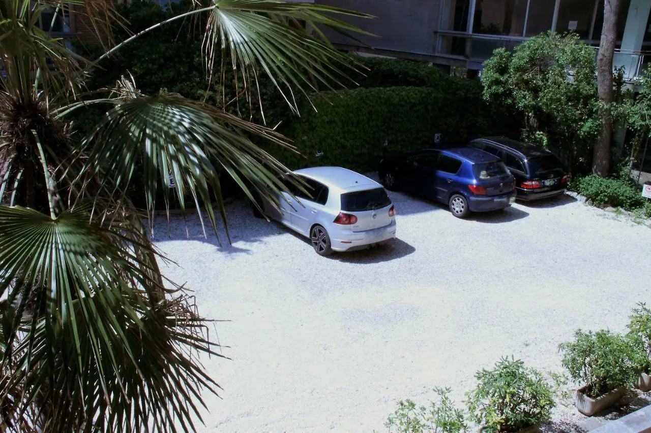 Sunny Andrea'S Beach Rimini Apartment